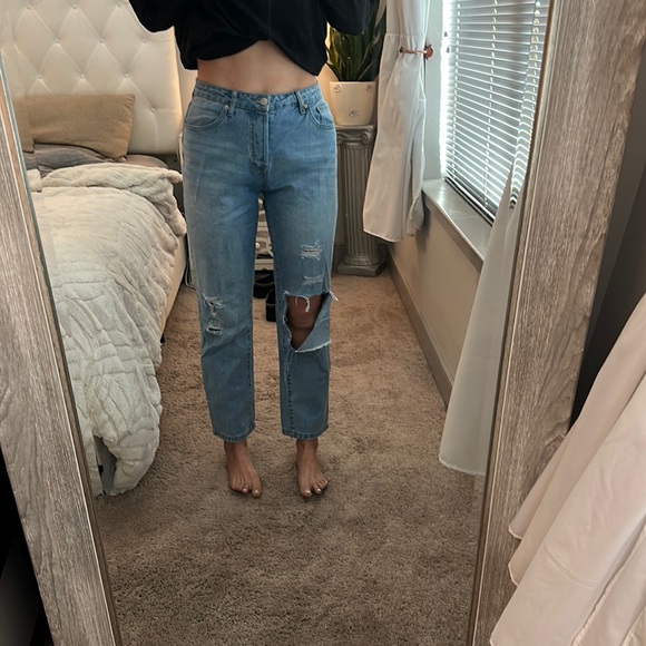 Forever 21 Boyfriend Jeans - Picture 1 of 2